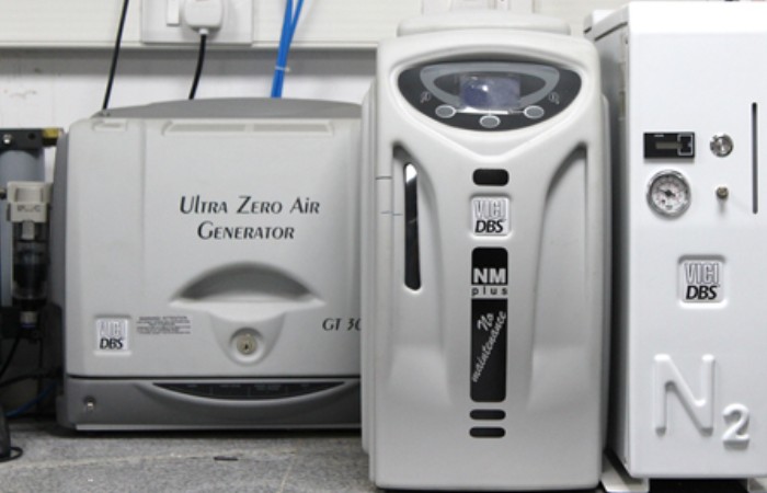 Ultra zero air, H2 and N2 Generator